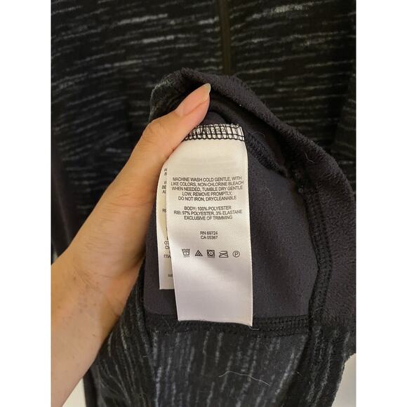 Columbia Sweatshirt Women's Medium Black Gray Glacial Fleece Pullover 1/4 Zip - Picture 6 of 10